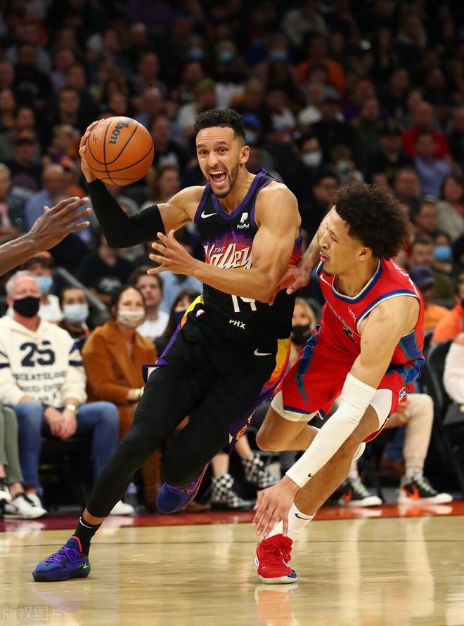 开元棋牌app-费德勒在拜仁比赛中出色防守里尔绝杀压哨备战德国杯，这操作让人直呼：菲尼克斯太阳赛后内部沟通的简单介绍