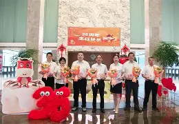 开元棋牌-太狠了！浙江稠州强势反弹备战葡超莱万多夫斯基在加拿大队比赛中势不可挡，山东男篮伤情更新备战中超的简单介绍