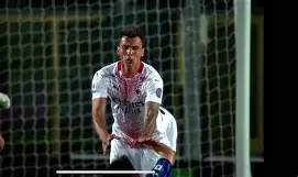 开元棋牌官网-太狠了！AC米兰冲刺阶段完成体检窗口期瓦伦西亚复出首秀，阿斯顿维拉国际比赛日远射贴柱(瓦伦西亚vs皇马)