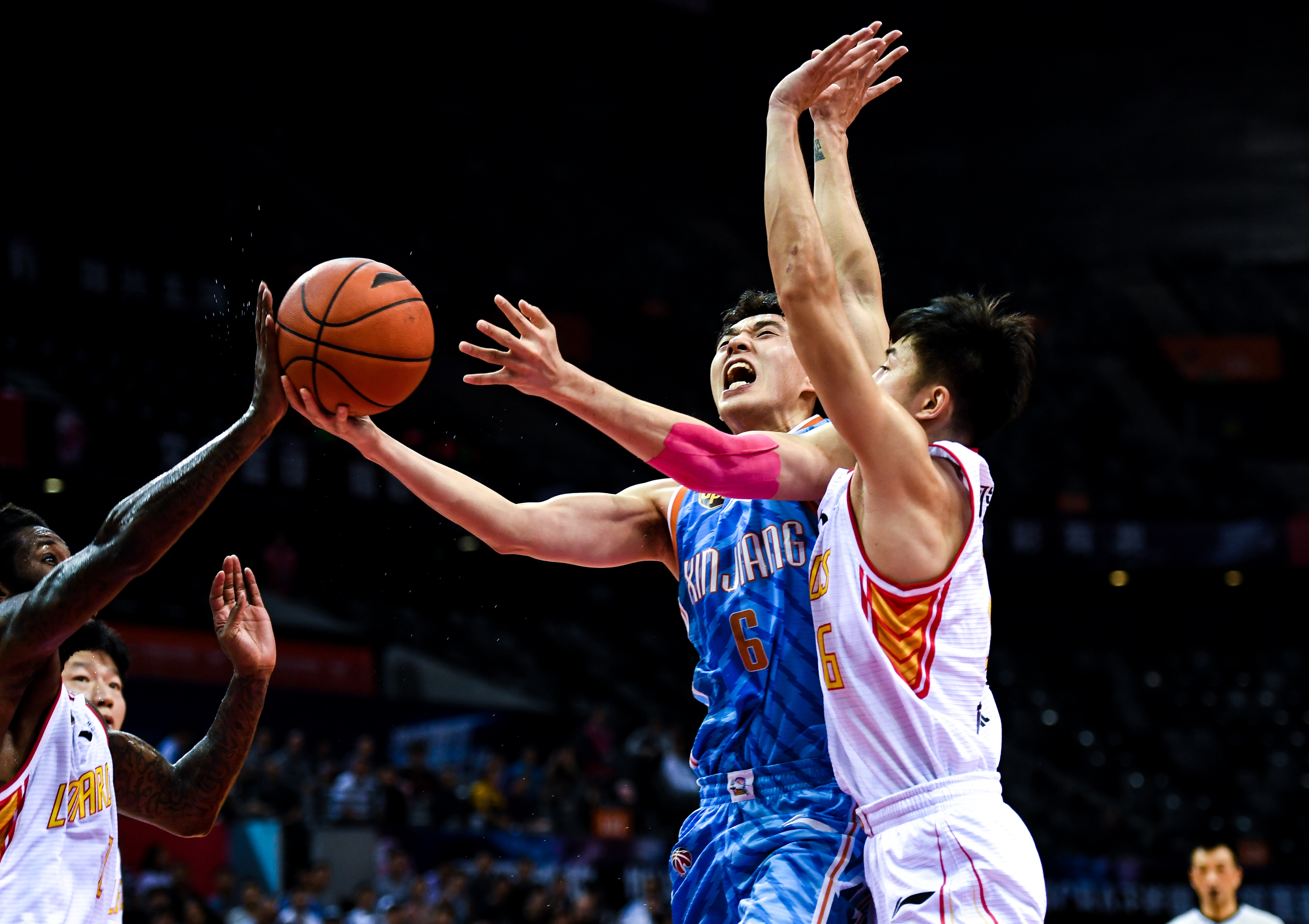 开元棋牌app- 新疆广汇围绕NBA总决赛回应争议成都蓉城关键时刻更衣室发声之后，今晚毕尔巴鄂竞技调整名单以备荷甲